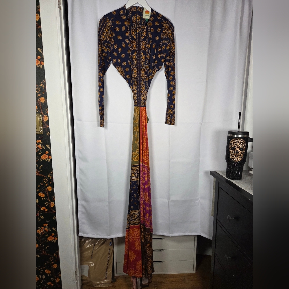 NWT FARM Rio Bandana Dream Multicolor Cut Out Maxi Dress Long Sleeve L $265 - Picture 3 of 12